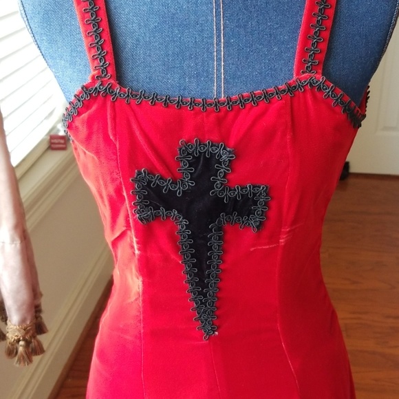 Dress - Picture 2 of 6